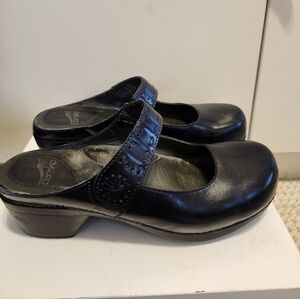 Dansko "Solitaire" Black Leather Mary Jane Backless ClogsSize 10/40 Ret. $145